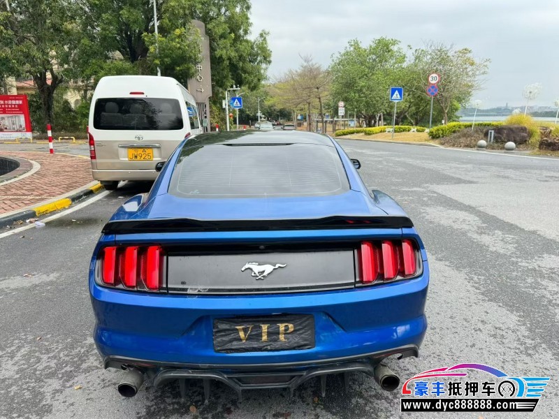 17年福特野马轿车抵押车出售