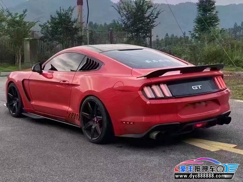 15年福特野马轿车抵押车出售