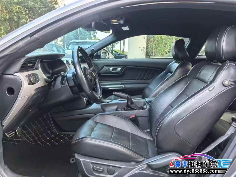 21年福特野马轿车抵押车出售