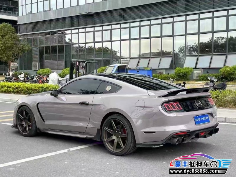 18年福特野马轿车抵押车出售