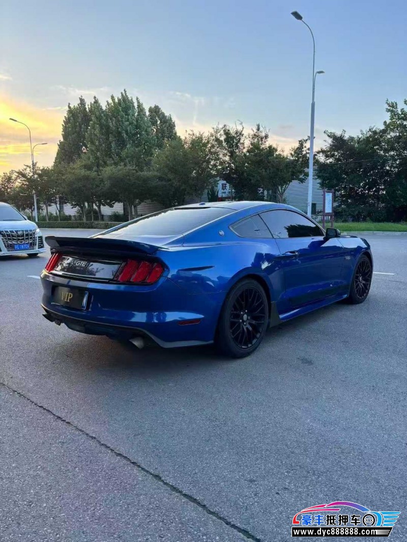 20年福特野马轿车抵押车出售