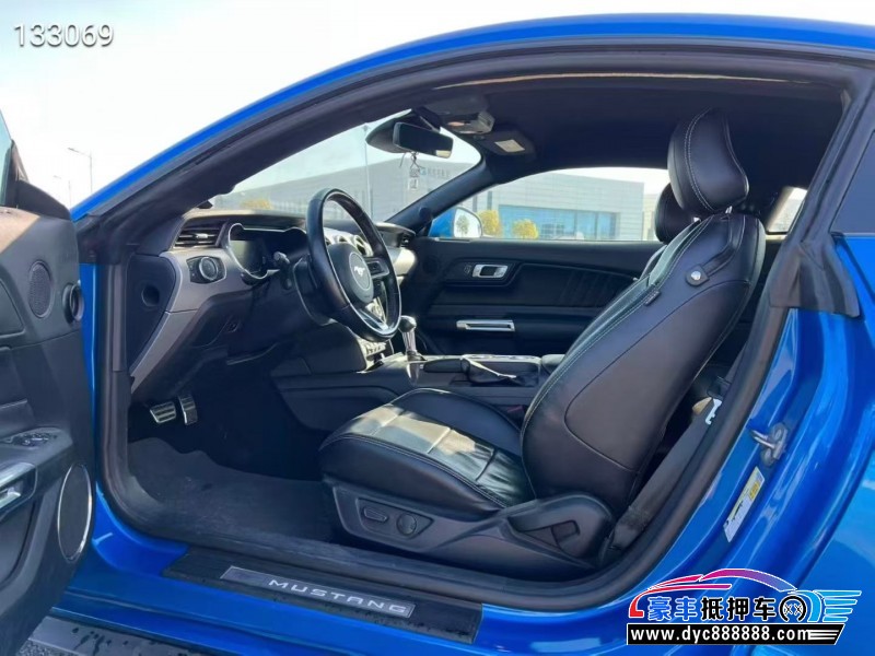 20年福特野马轿车抵押车出售