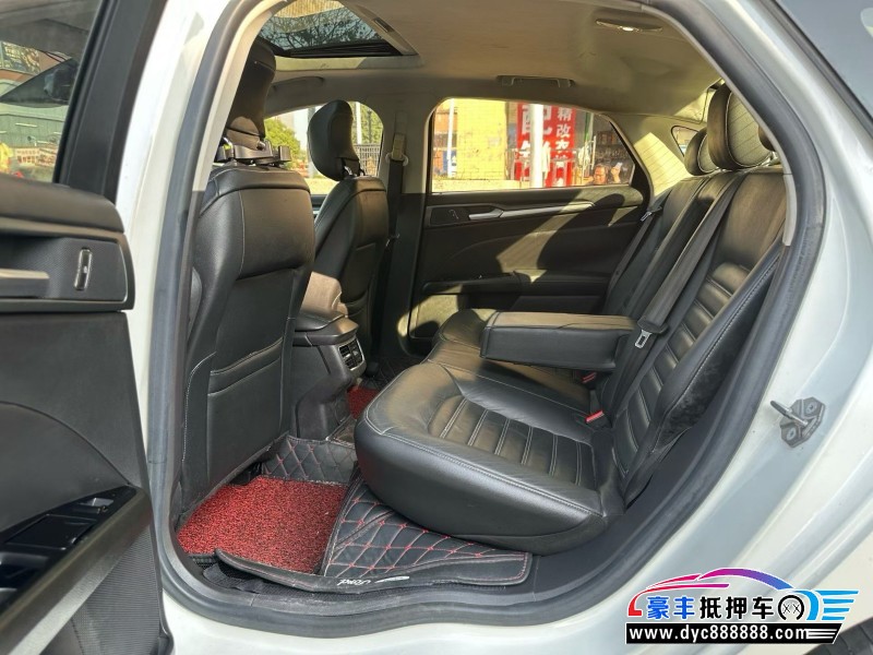 15年福特蒙迪欧轿车抵押车出售