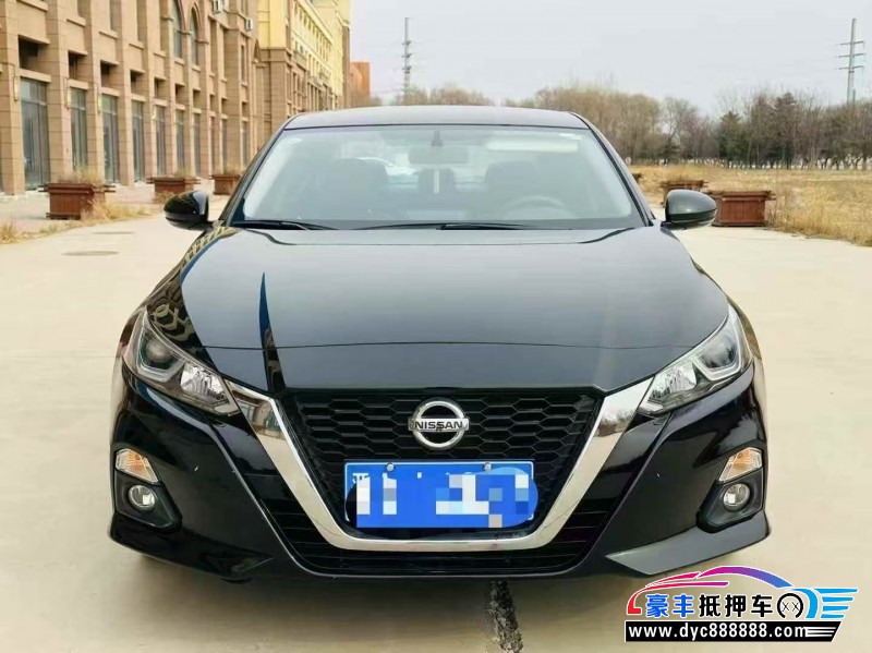 22年日产天籁轿车抵押车出售