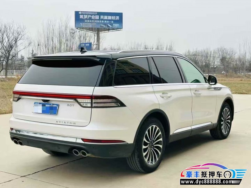 21年林肯飞行家轿车抵押车出售