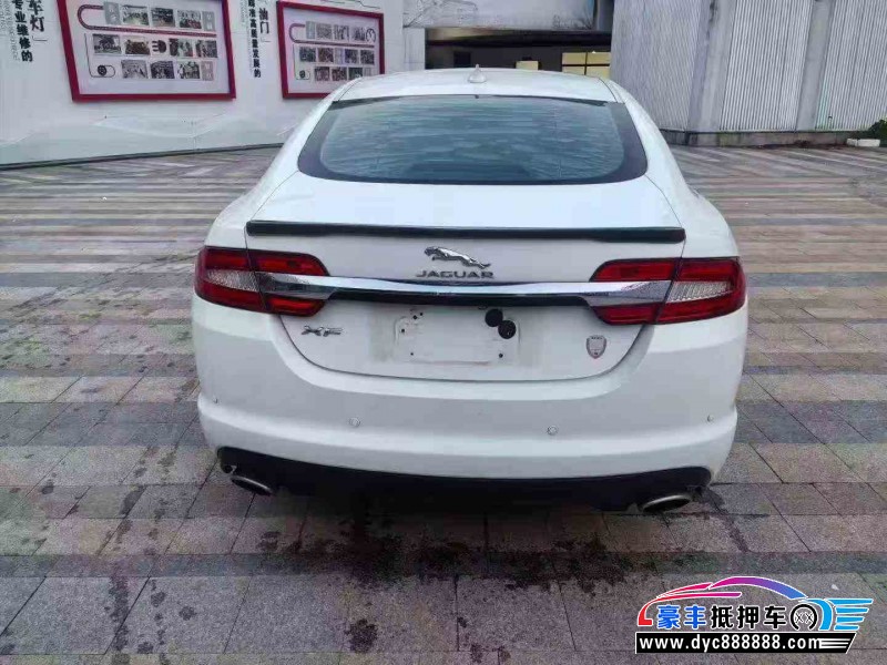 17年捷豹XF轿车抵押车出售