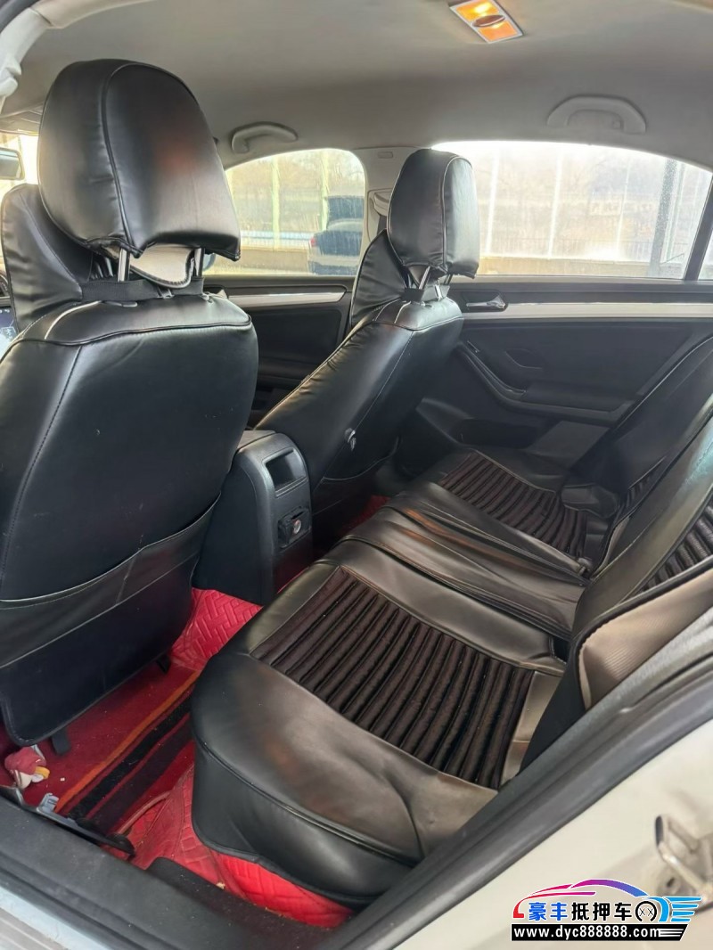 19年大众速腾轿车抵押车出售