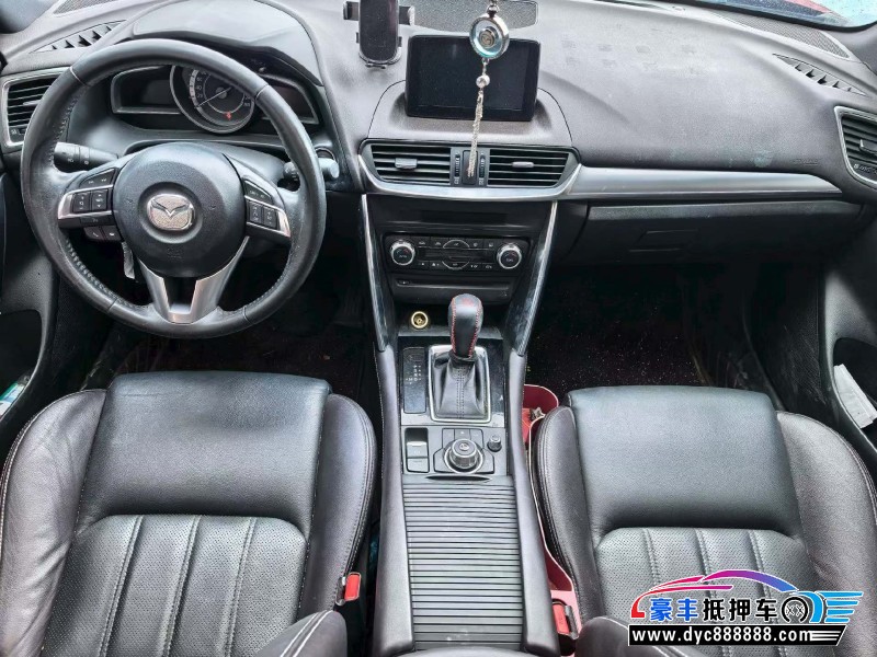 17年马自达CX-4轿车抵押车出售