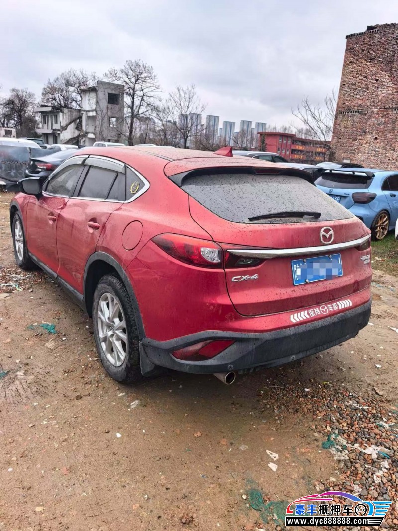 17年马自达CX-4轿车抵押车出售