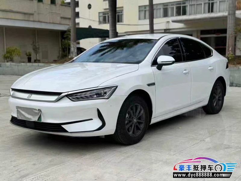 25年比亚迪秦轿车抵押车出售