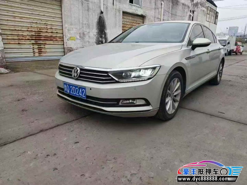 19年大众迈腾轿车抵押车出售