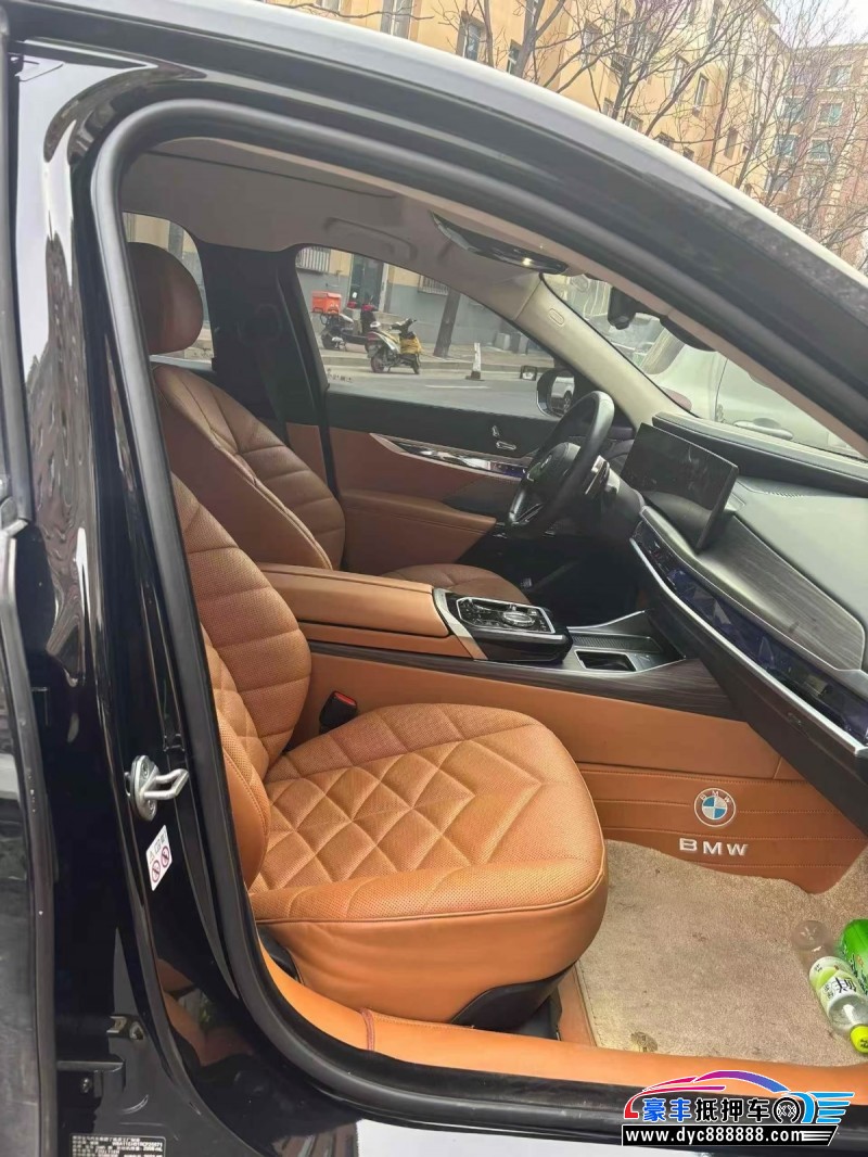 24年宝马7系轿车抵押车出售