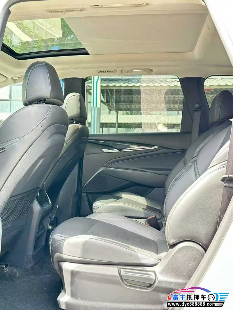 20年上汽大通G50轿车抵押车出售