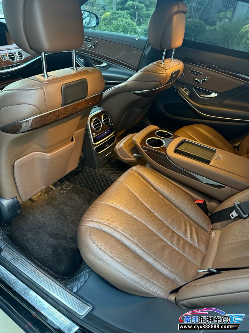 19年奔驰S轿车抵押车出售