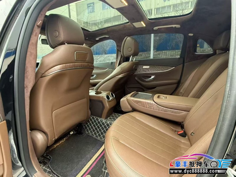 20年奔驰E轿车抵押车出售