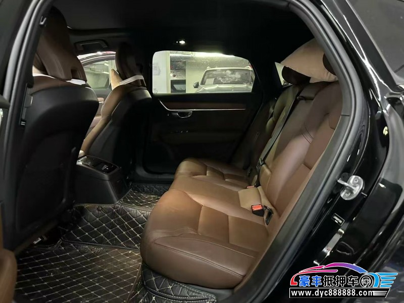 23年沃尔沃S90轿车抵押车出售