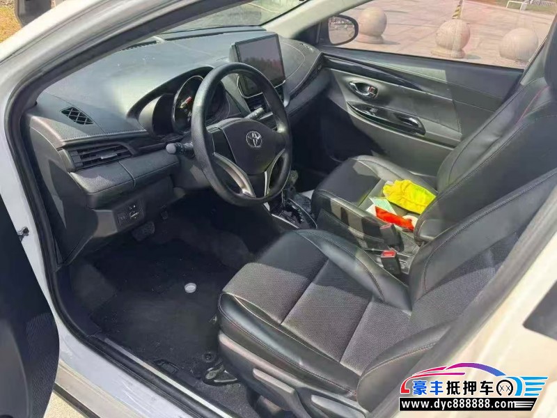 21年丰田YARiS L 致炫轿车抵押车出售