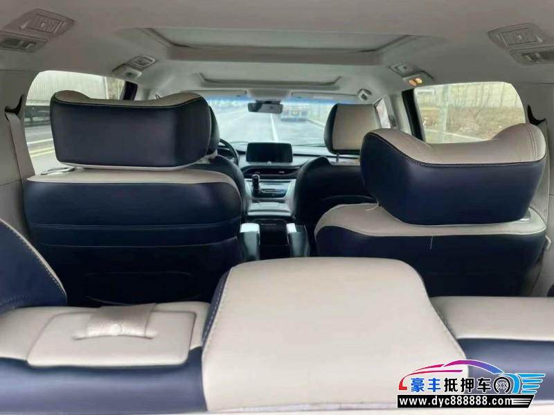 21年别克GL8轿车抵押车出售