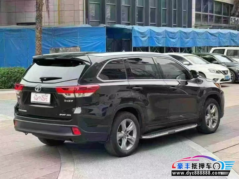 19年丰田汉兰达轿车抵押车出售