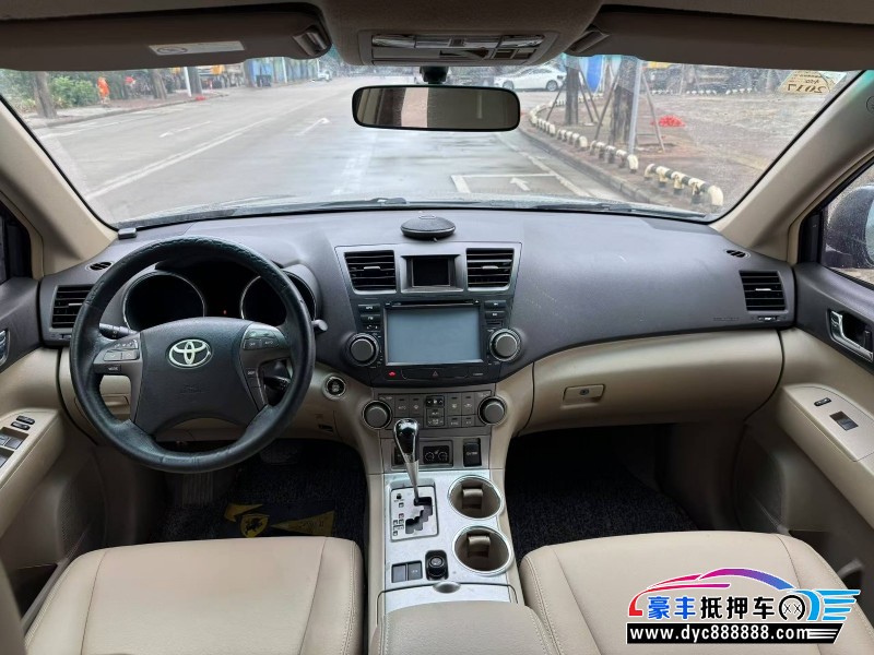 11年丰田汉兰达轿车抵押车出售