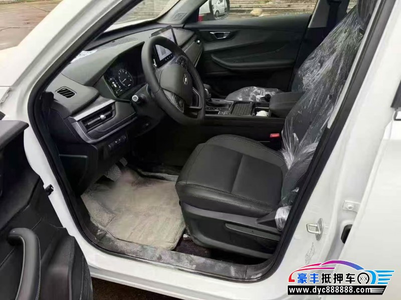 25年奇瑞瑞虎5x轿车抵押车出售