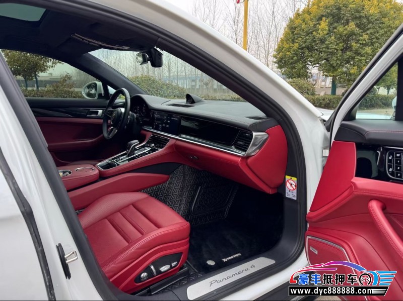 21年保时捷帕纳梅拉轿车抵押车出售