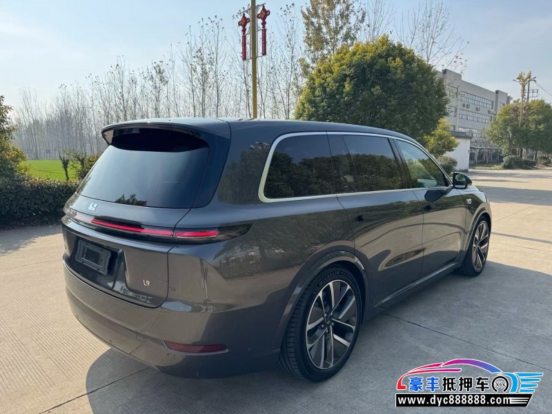 25年理想L9轿车抵押车出售