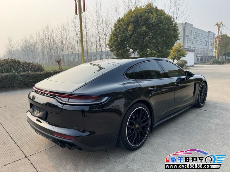 22年保时捷帕纳梅拉轿车抵押车出售