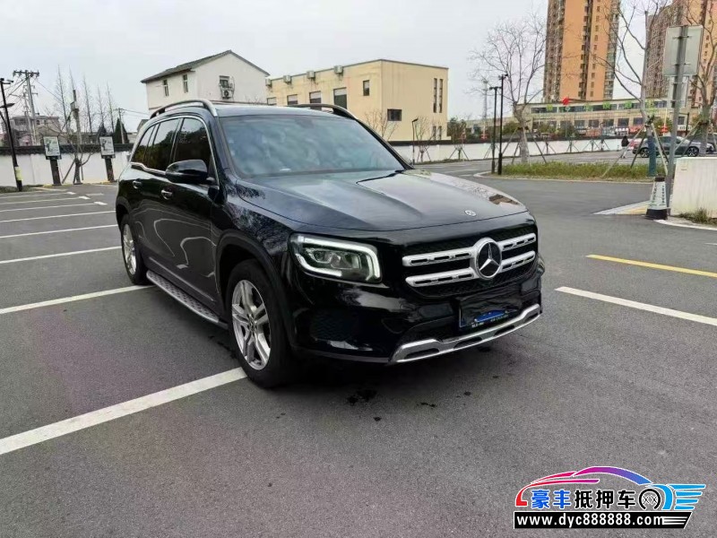 23年奔驰GLB轿车抵押车出售
