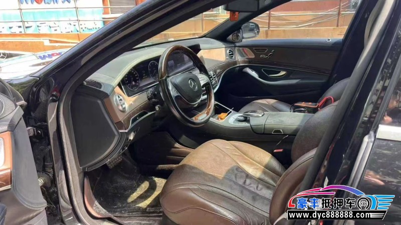 14年奔驰S轿车抵押车出售