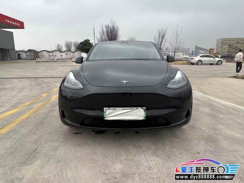 抵押车出售22年特斯拉Model Y轿车