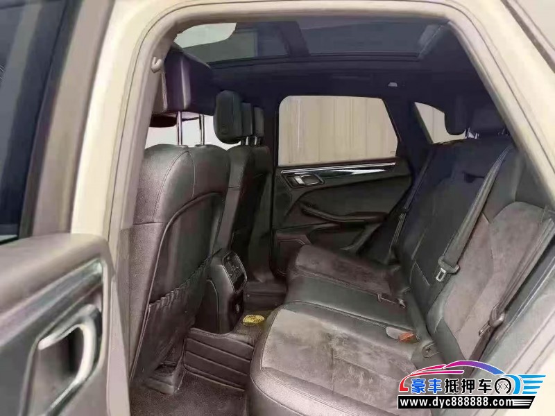 17年保时捷Macan迈凯轿车抵押车出售