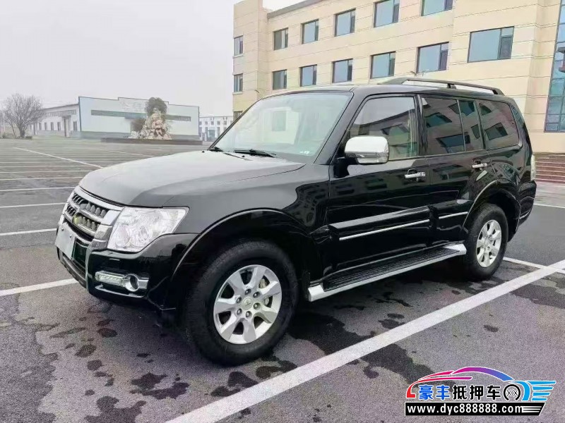 20年三菱帕杰罗轿车抵押车出售