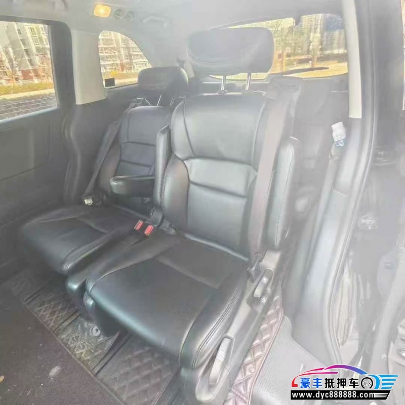 18年本田艾力绅轿车抵押车出售