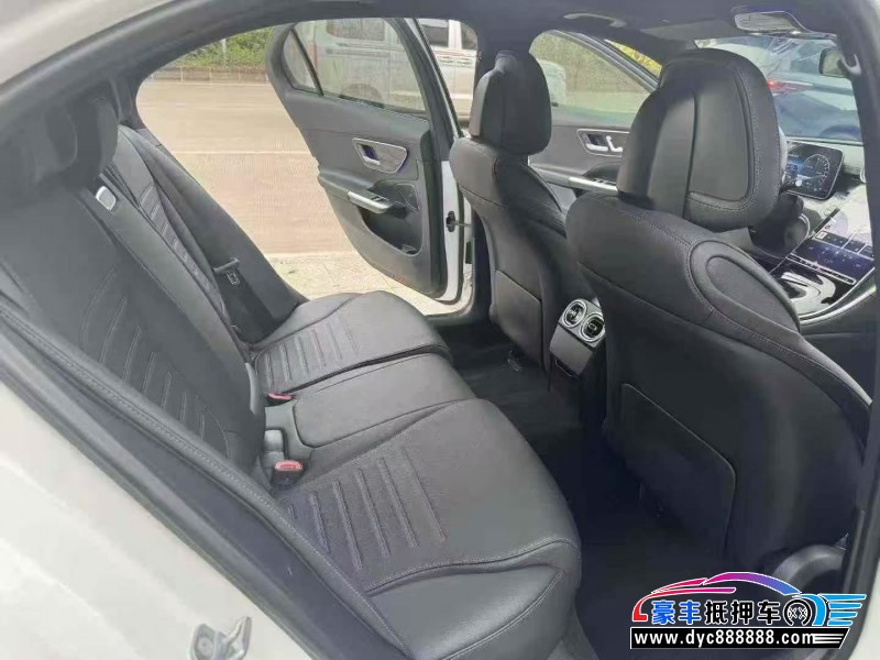 24年奔驰C轿车抵押车出售