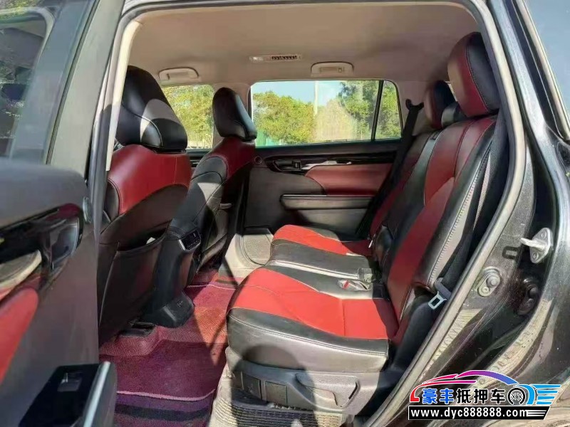 21年丰田汉兰达轿车抵押车出售