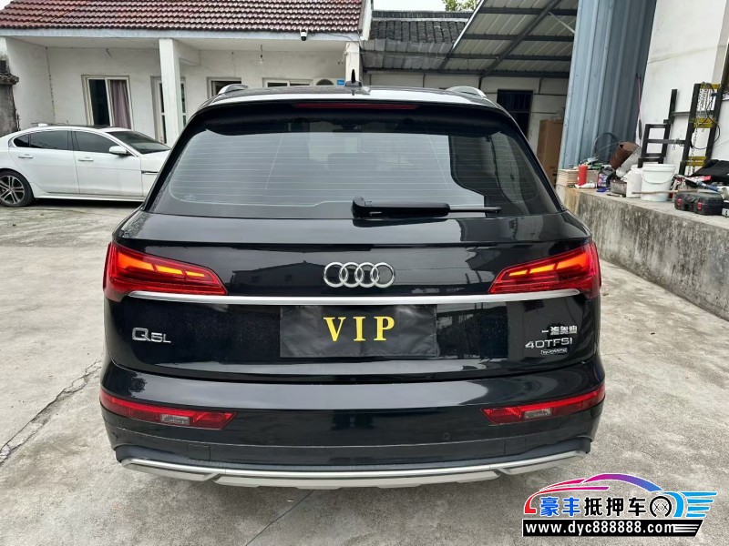 22年奥迪Q5SUV抵押车出售