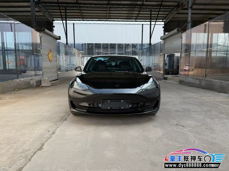 抵押车出售23年特斯拉MODEL 3轿车