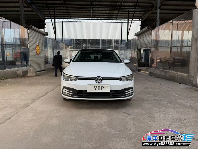 抵押车出售21年大众高尔夫轿车