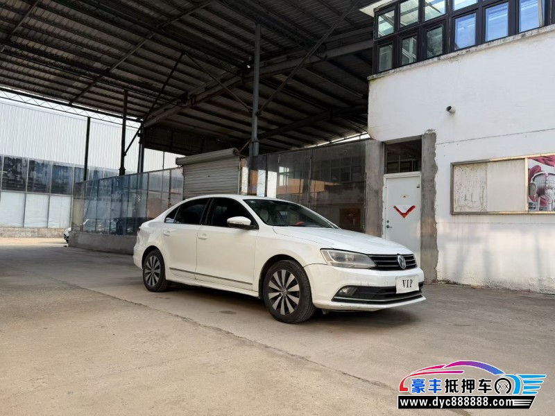 18年大众速腾轿车抵押车出售