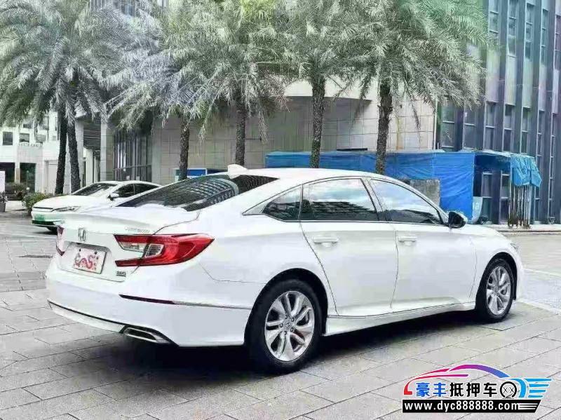 20年本田雅阁轿车抵押车出售