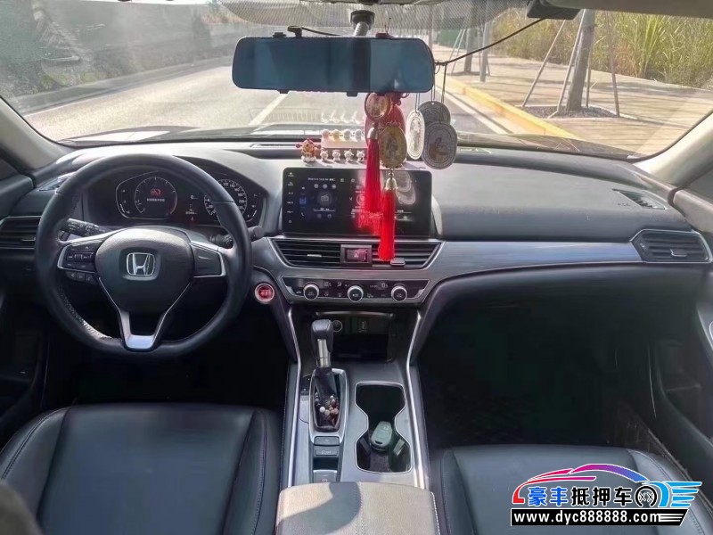 22年本田雅阁轿车抵押车出售