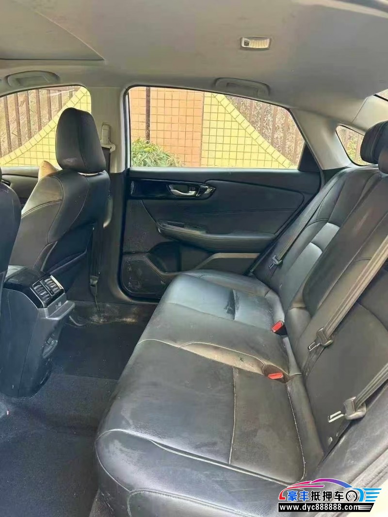 22年本田凌派轿车抵押车出售