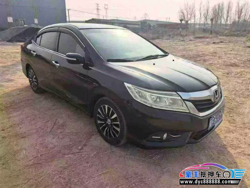 15年本田凌派轿车抵押车出售