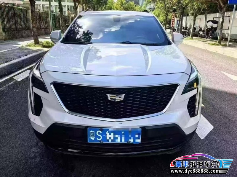 抵押车出售19年凯迪拉克XT4轿车