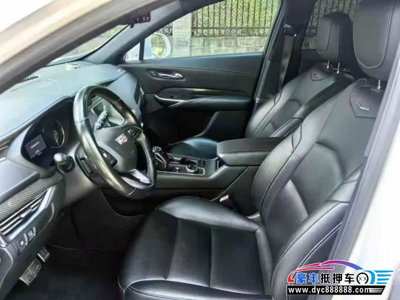 19年凯迪拉克XT4轿车抵押车出售