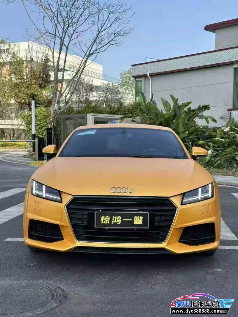 抵押车出售18年奥迪TT轿车