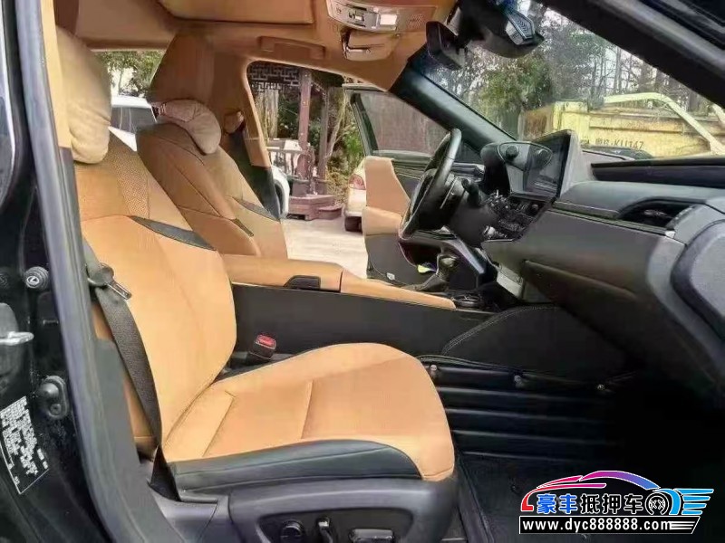 23年雷克萨斯ES轿车抵押车出售