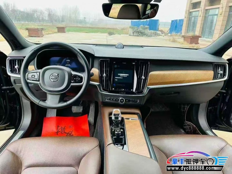 23年沃尔沃S90轿车抵押车出售