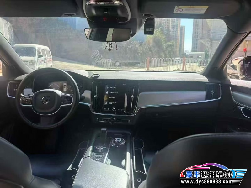 20年沃尔沃S90轿车抵押车出售